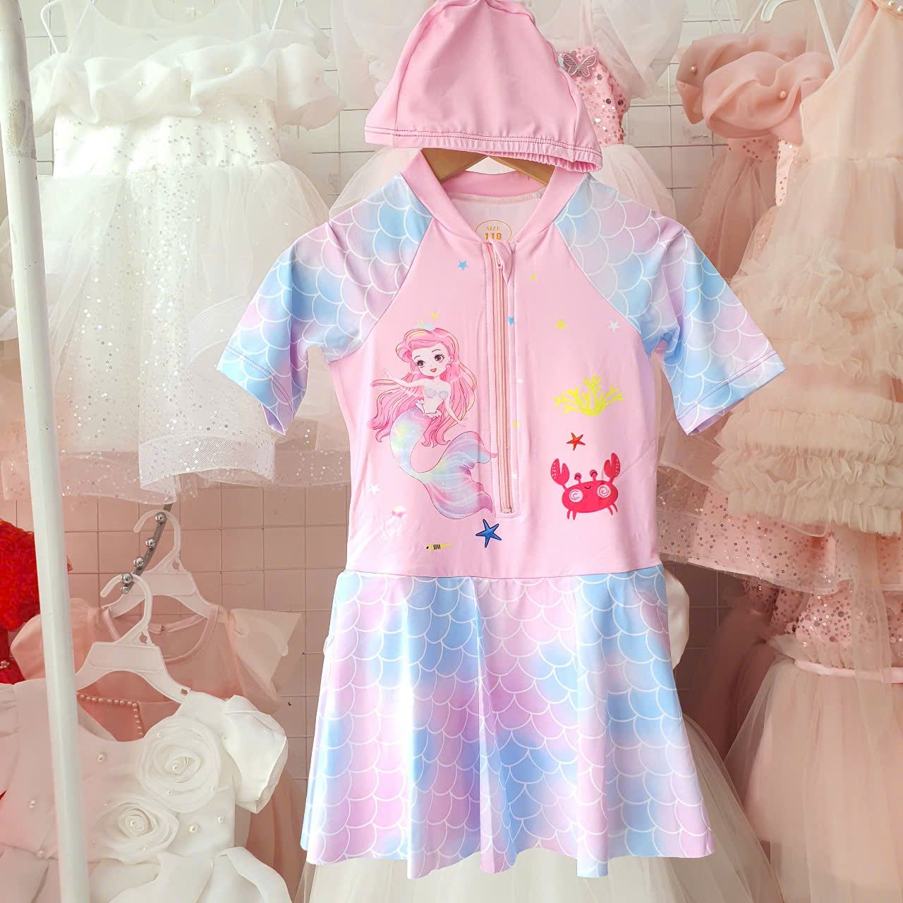 BB12 _ Đồ bơi bé gái liền thân dáng váy họa tiết nàng tiên cá dễ thương _ Beekids