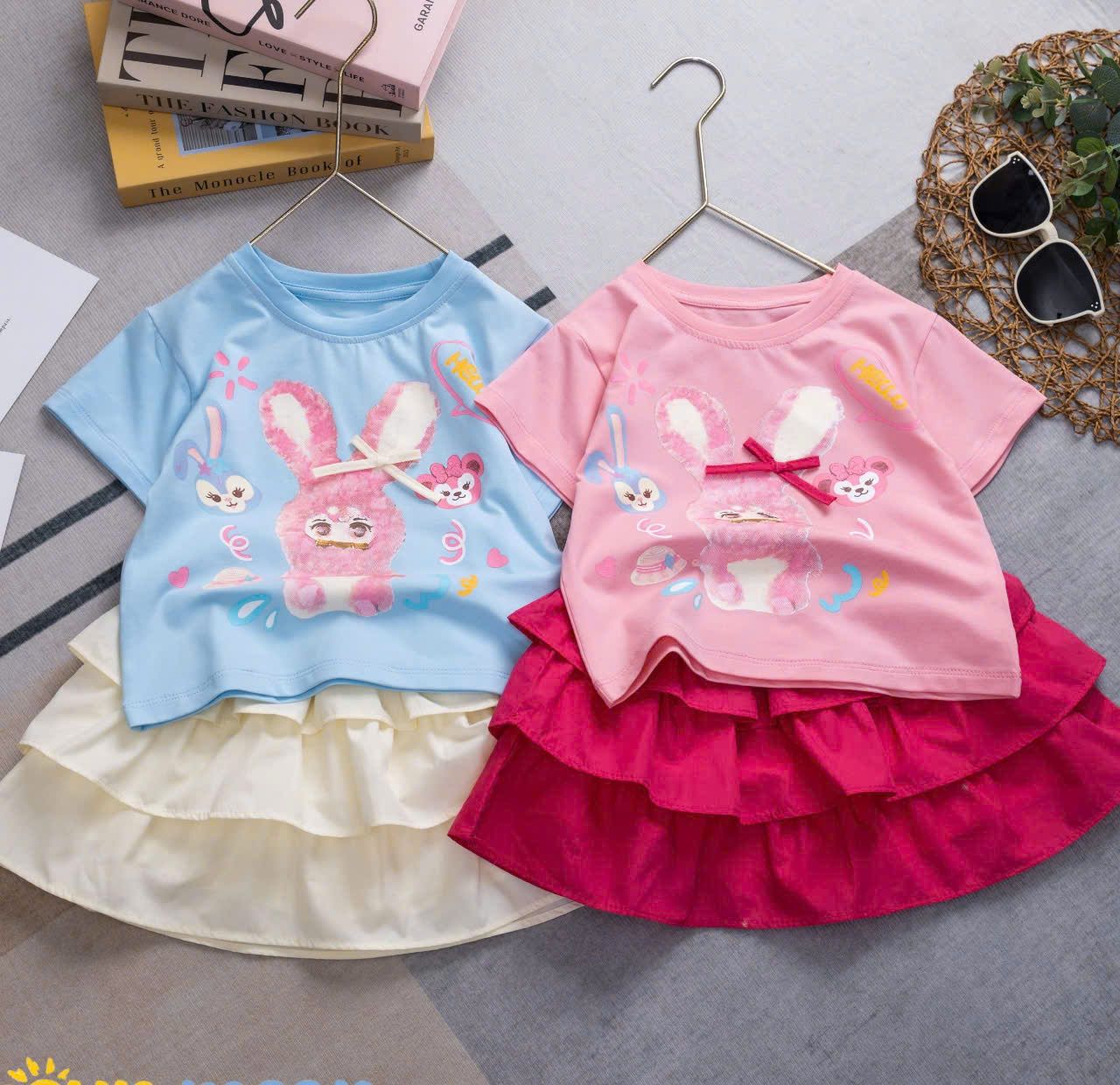 Set váy bé gái 3 tầng phối áo thun họa tiết thỏ đính nơ xinh xắn S36 _ Beekids