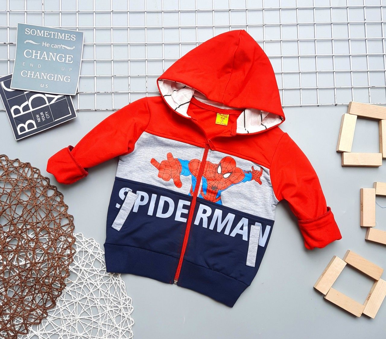 ÁO KHOÁC SPIDERMAN BÉ TRAI