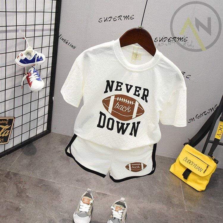 Bộ thun Never Down bé gái
