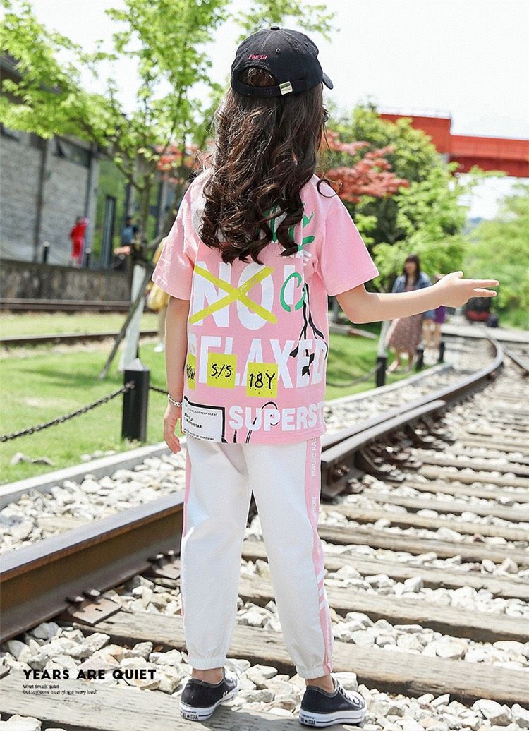 Set áo thun quần ống bo cho bé gái