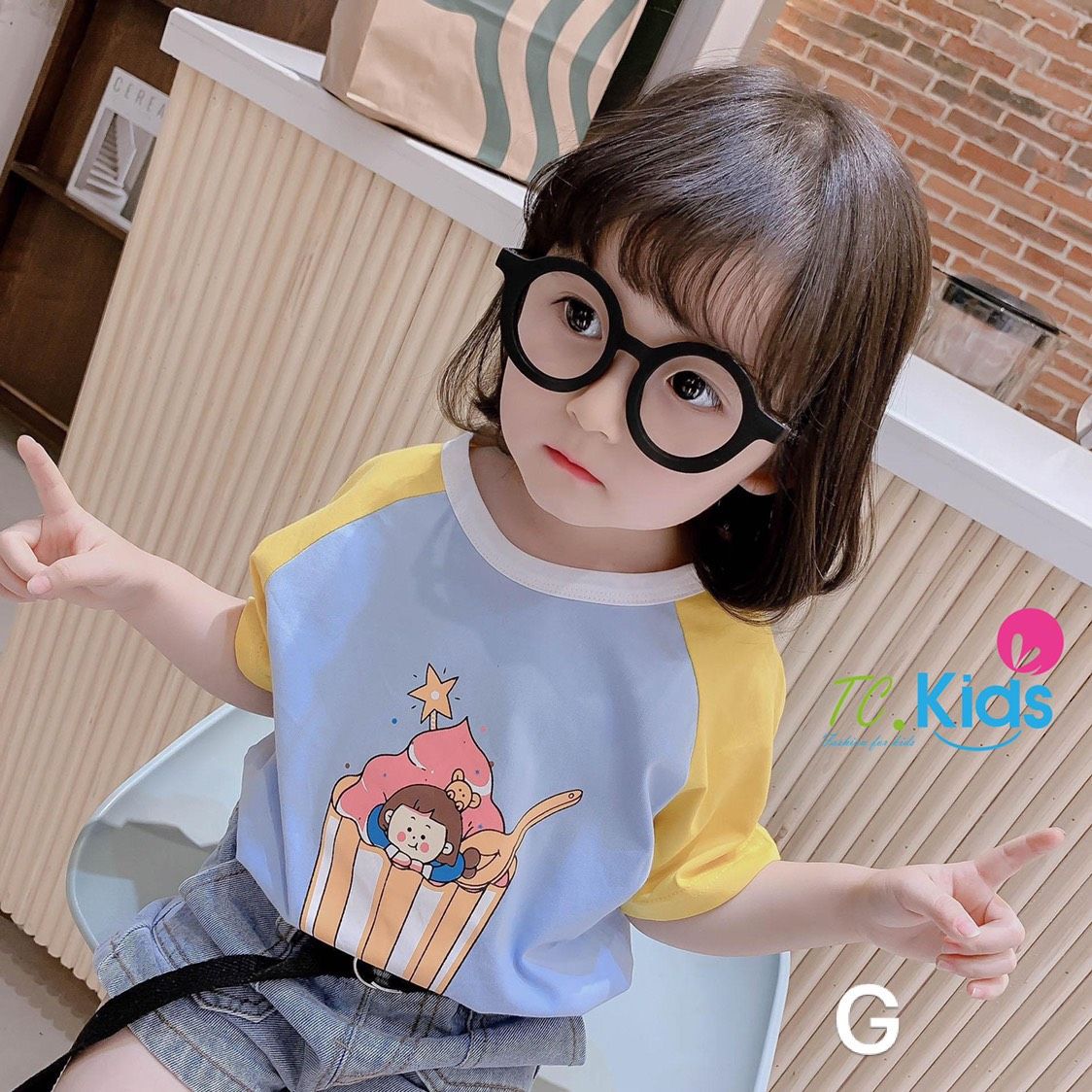 Áo thun tay phối màu bé gái