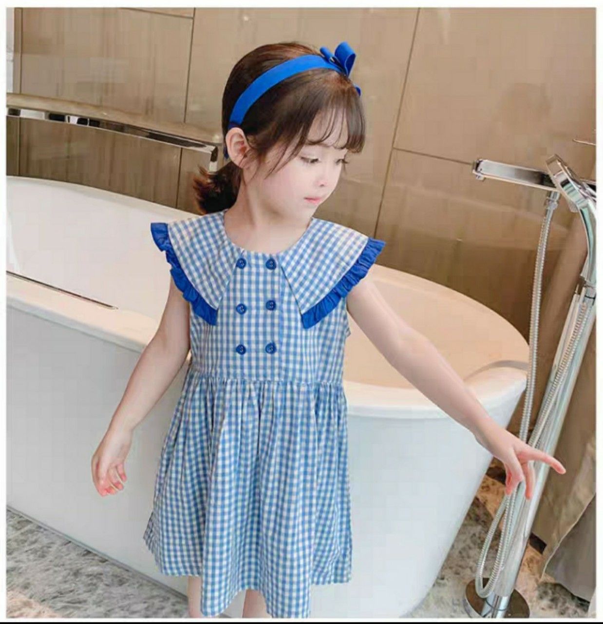 Đầm caro cổ thủy thủ