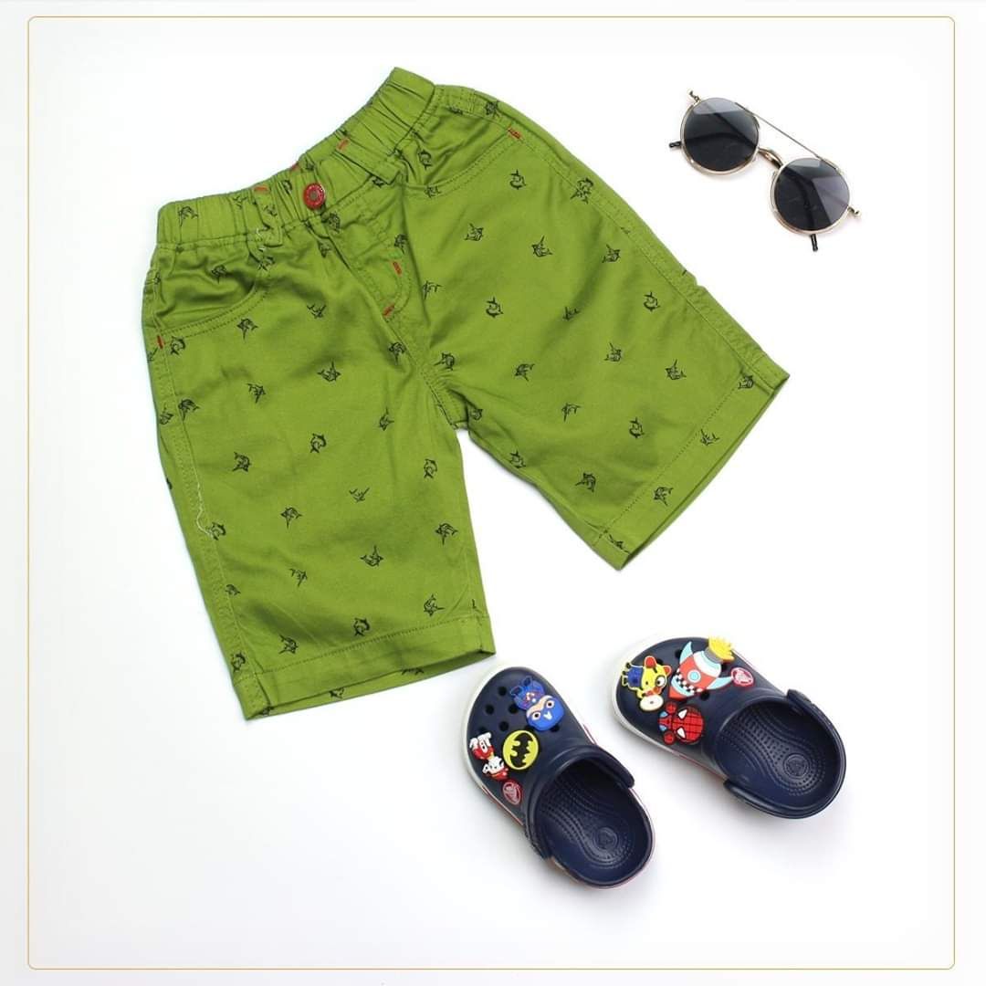 Quần kaki lửng bé trai