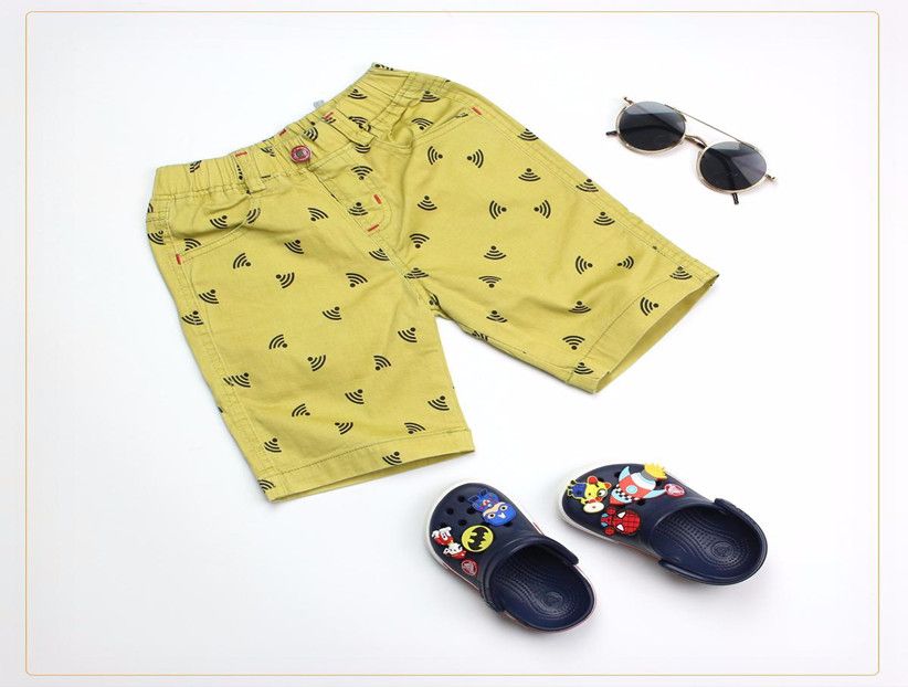 Quần kaki lửng bé trai