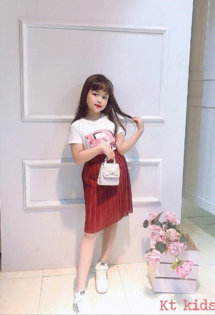 Set áo chân váy dập ly bé gái