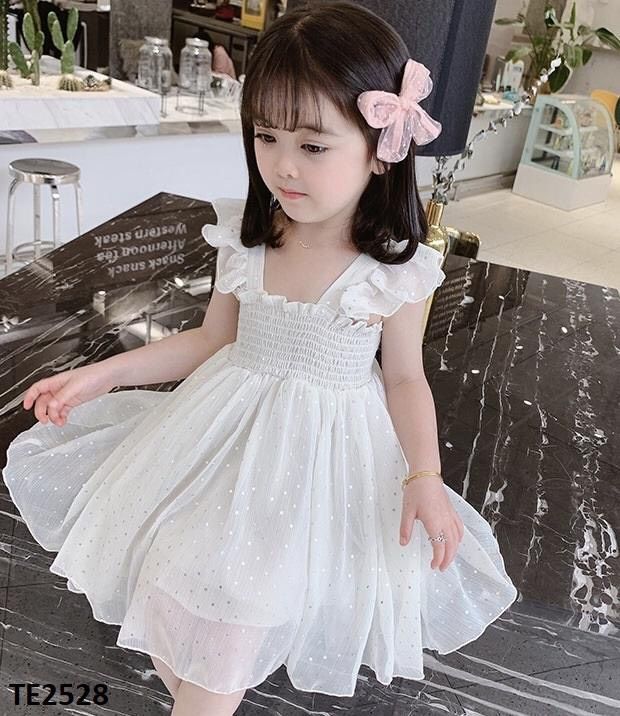 Đầm 2 dây đính kim sa phối ren
