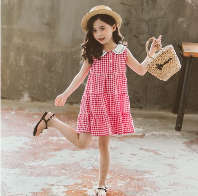 Đầm caro cổ sen trắng bé gái