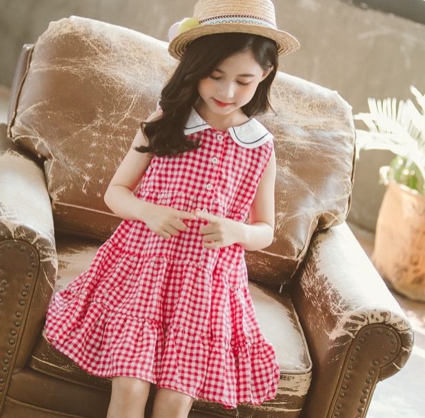 Đầm caro cổ sen trắng bé gái