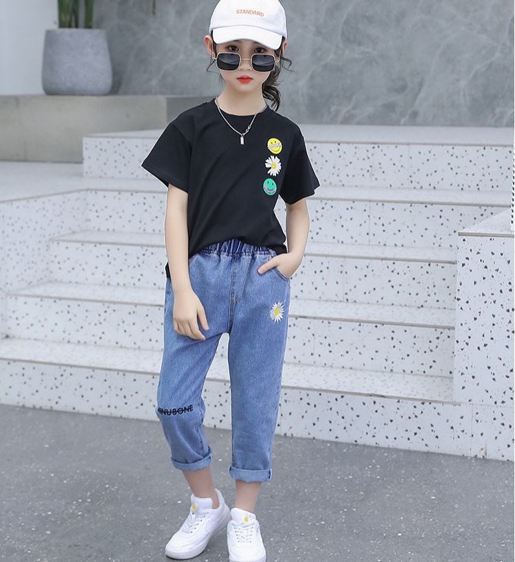 Set jean lửng bông cúc bé gái