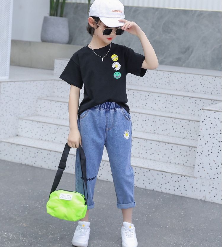 Set jean lửng bông cúc bé gái