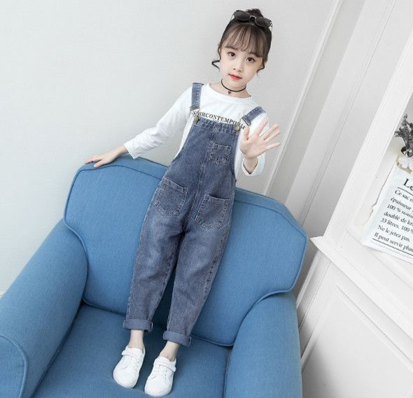 Quần yếm jean dài bé gái