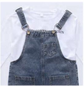 Quần yếm jean dài bé gái