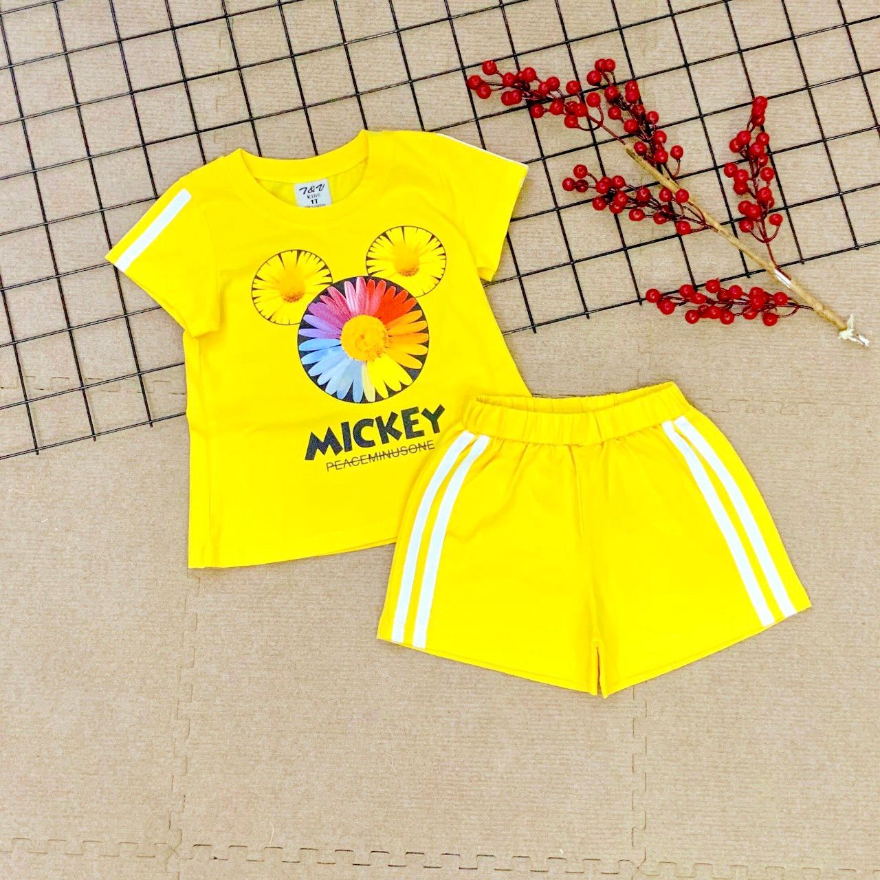 Bộ thun đùi Mickey bé gái