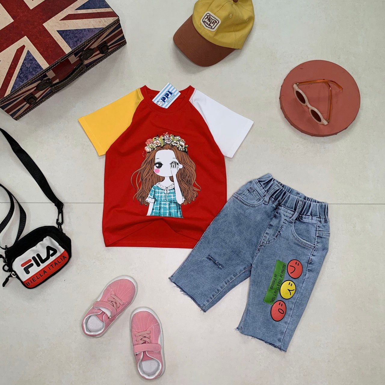 Set jean lỡ cô gái