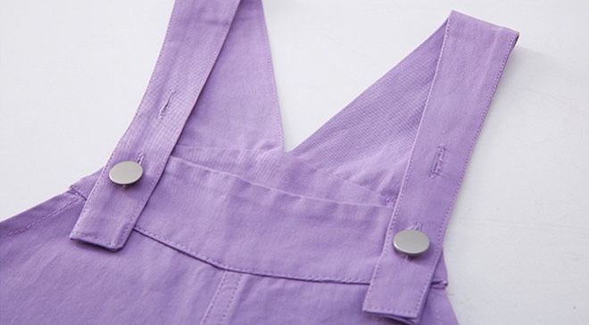 Set yếm kaki phối áo tay cánh tiên