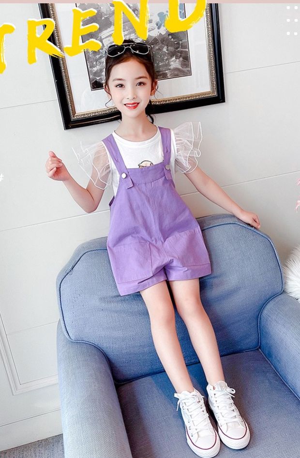 Set yếm kaki phối áo tay cánh tiên