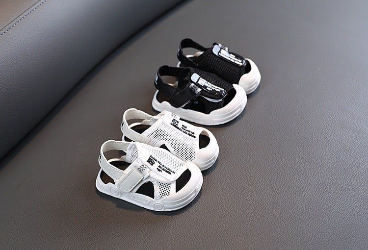 Giày sandal lưới