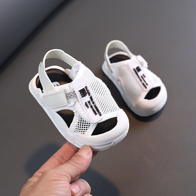 Giày sandal lưới