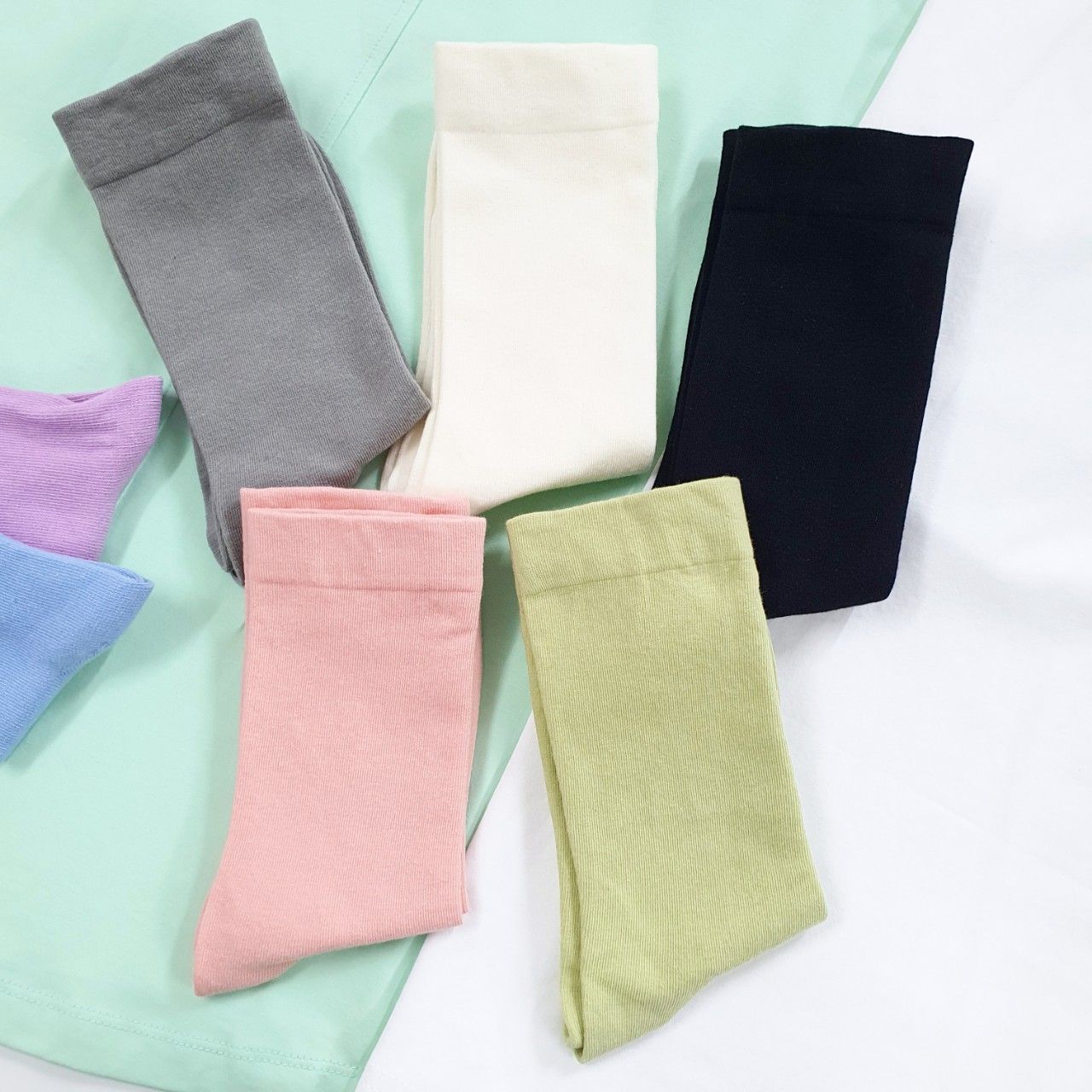 Set 2 đôi vớ cổ cao màu sắc trơn pastel phong cách Hàn Quốc