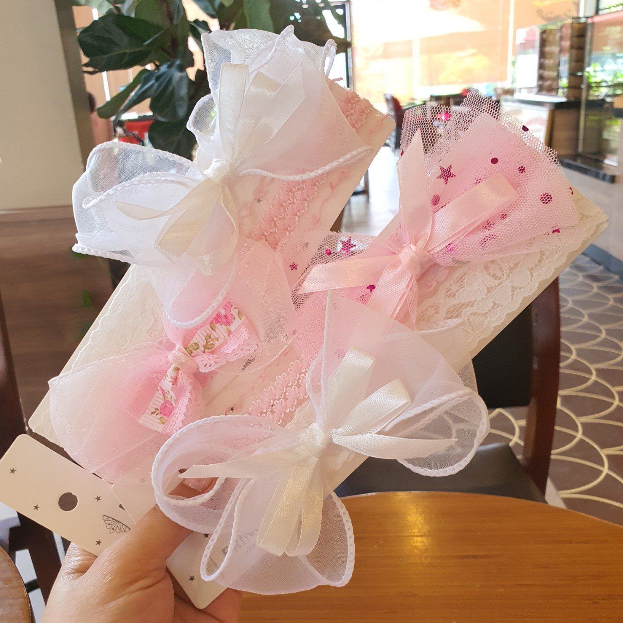 Set 2 băng đô nơ cho bé sơ sinh từ 0 đến 2 tuổi