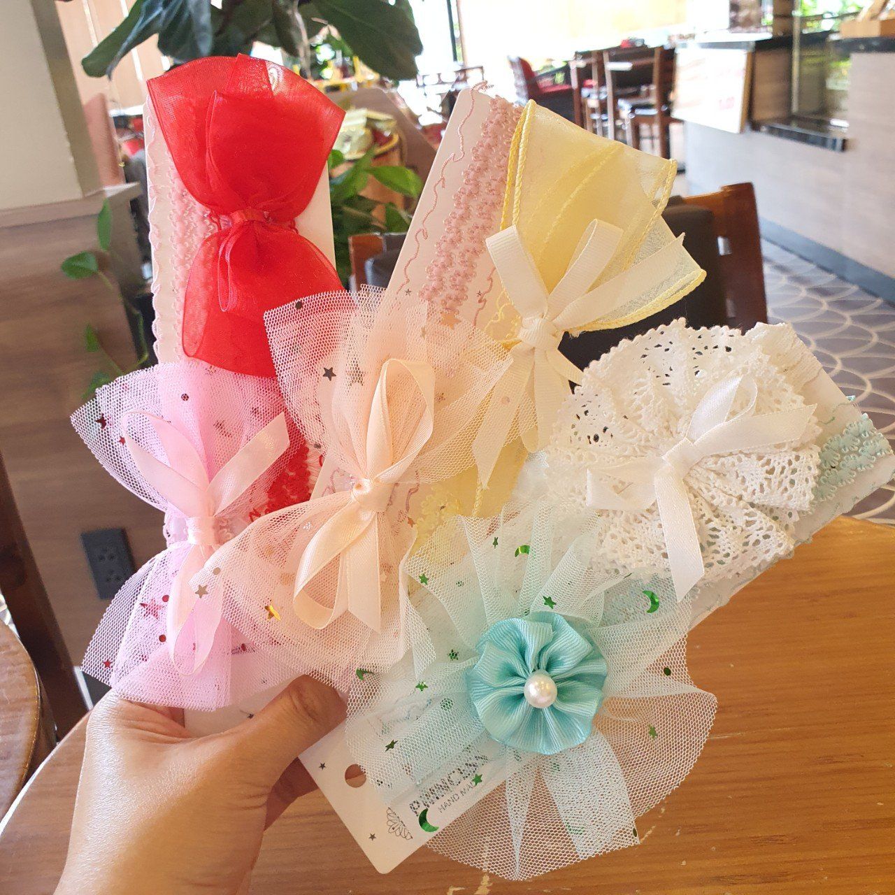 Set 2 băng đô nơ cho bé sơ sinh từ 0 đến 2 tuổi