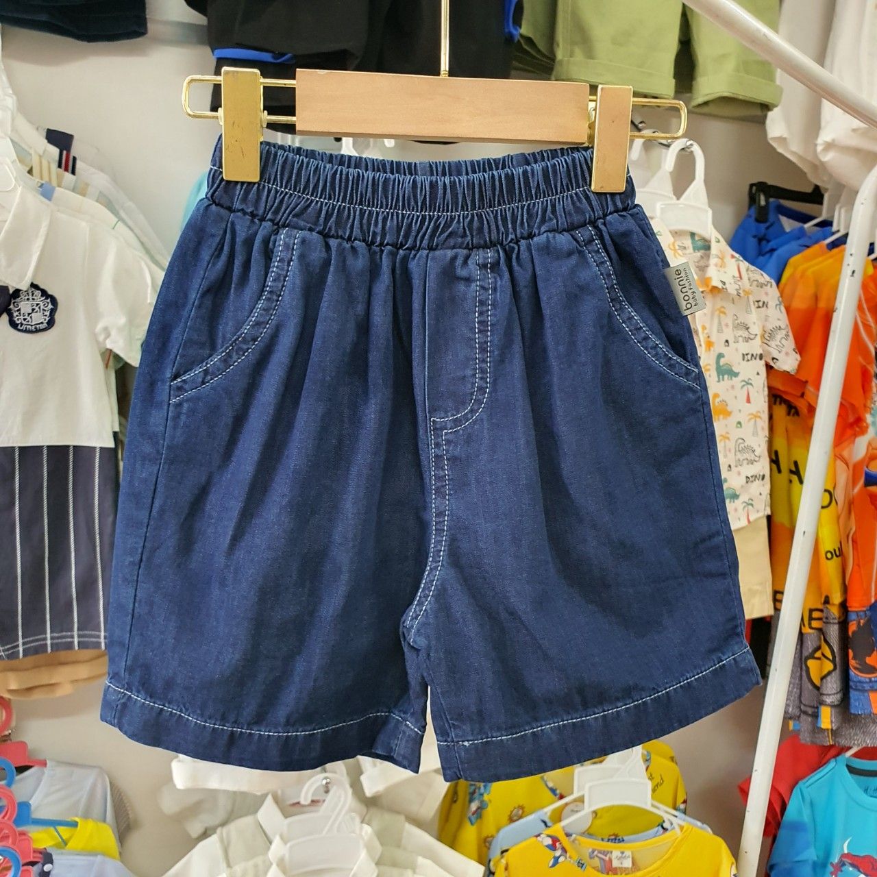Quần jean đùi bé trai và bé gái chất jean denim mềm mại
