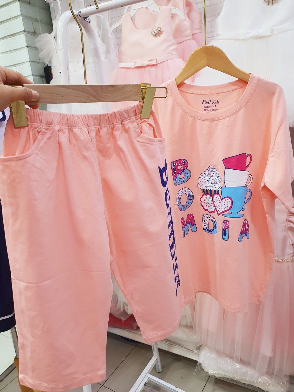 Đồ bộ lửng cotton cho bé gái từ 32kg đến 55kg họa tiết ly kem dễ thương