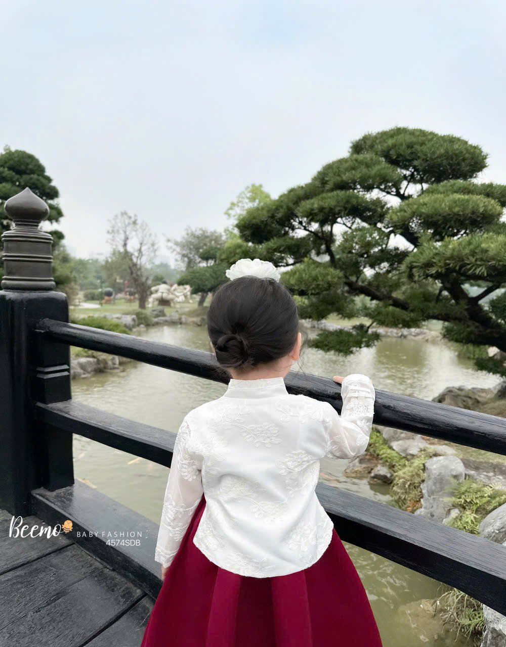 Bộ Hanbok bé gái phối ren hoa nổi kèm phụ kiện cài tóc cực xinh S17 _ Beekids