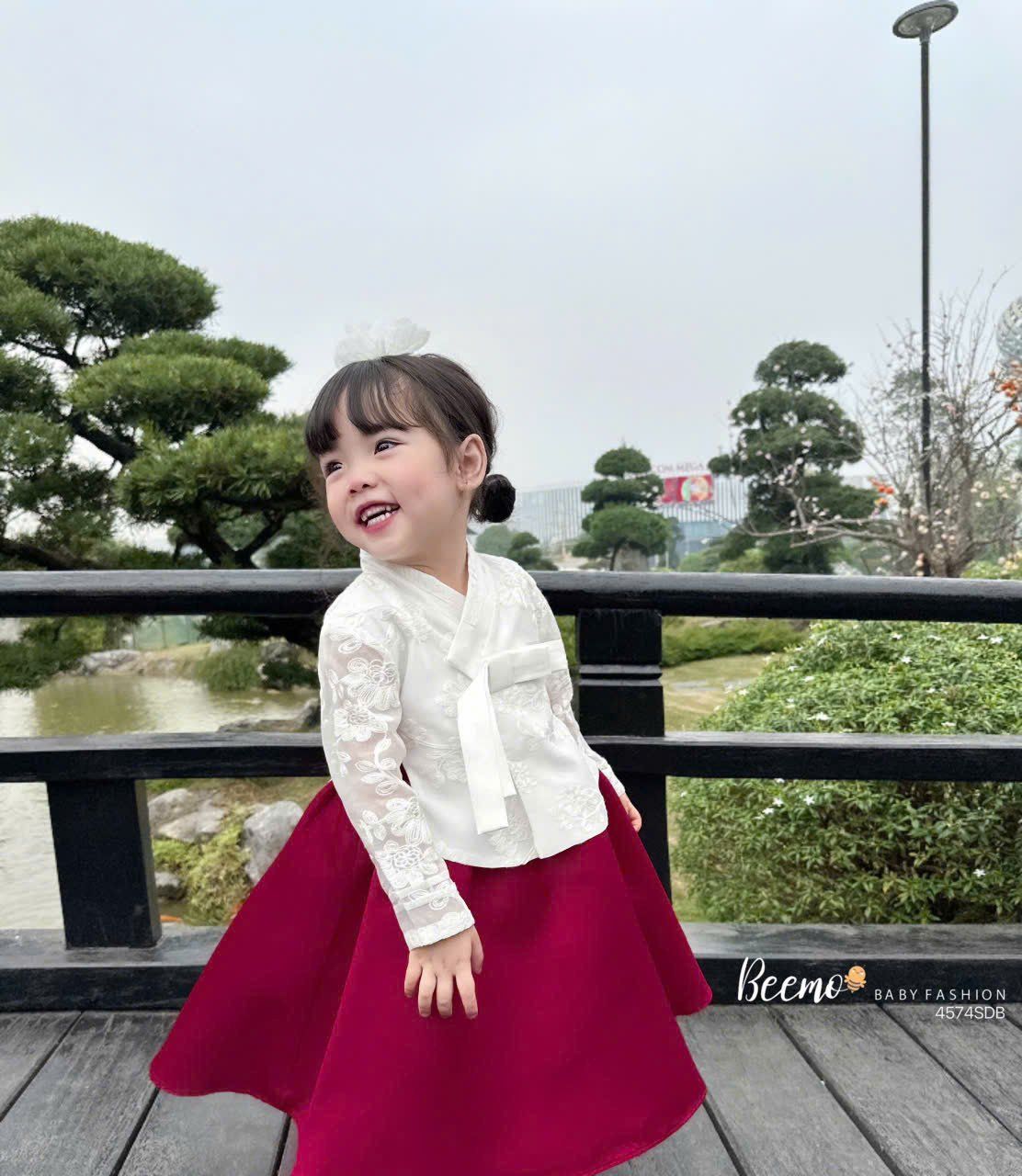 Bộ Hanbok bé gái phối ren hoa nổi kèm phụ kiện cài tóc cực xinh S17 _ Beekids