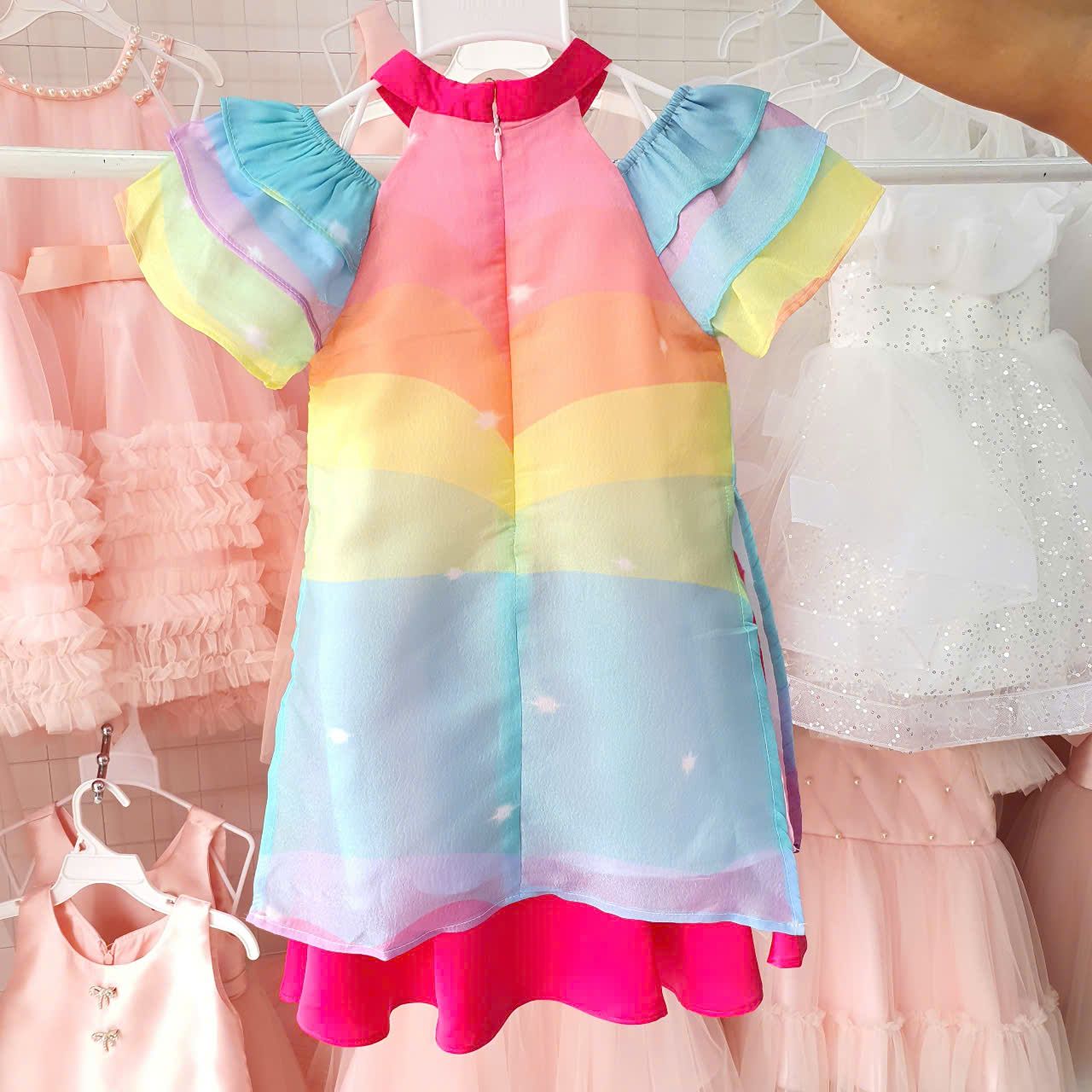 Bộ áo dài bé gái cổ yếm họa tiết Labubu hot trend AD06 _ Beekids
