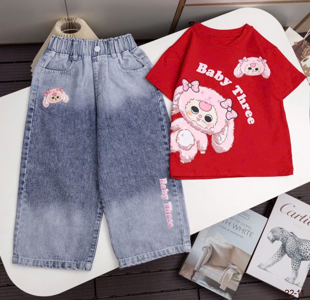 Set quần jean ống suông phối áo thun Baby Three hot hit siêu dễ thương S26 _ Beekids