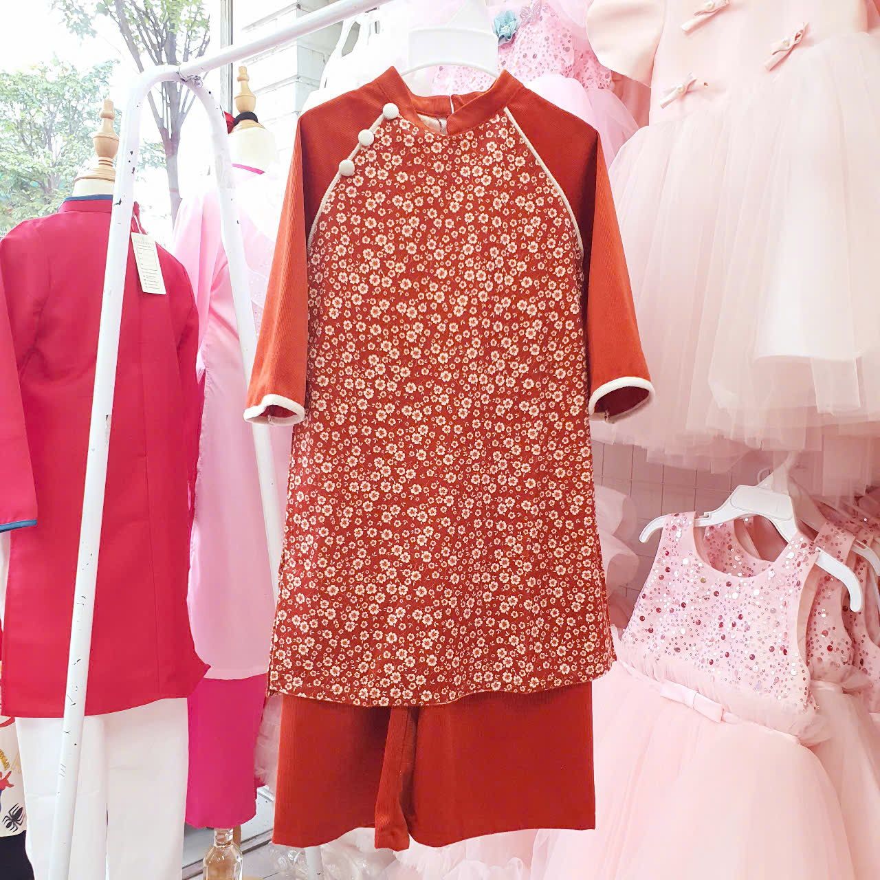 Bộ áo dài bé gái họa tiết hoa đào nhí đậm chất Tết AD09 _ Beekids