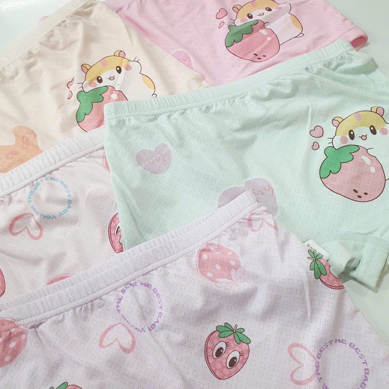 C02 _ Quần chip đùi bé gái chất cotton mềm mại, co giãn, thấm hút mồ hôi tốt _ Beekids