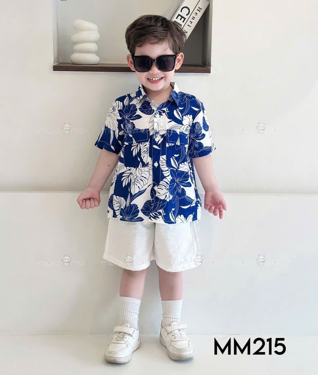 S40 _ Set bé trai mặc đi biển, du lịch áo sơ mi hoạ tiết lá cây phối quần ngắn _ Beekids