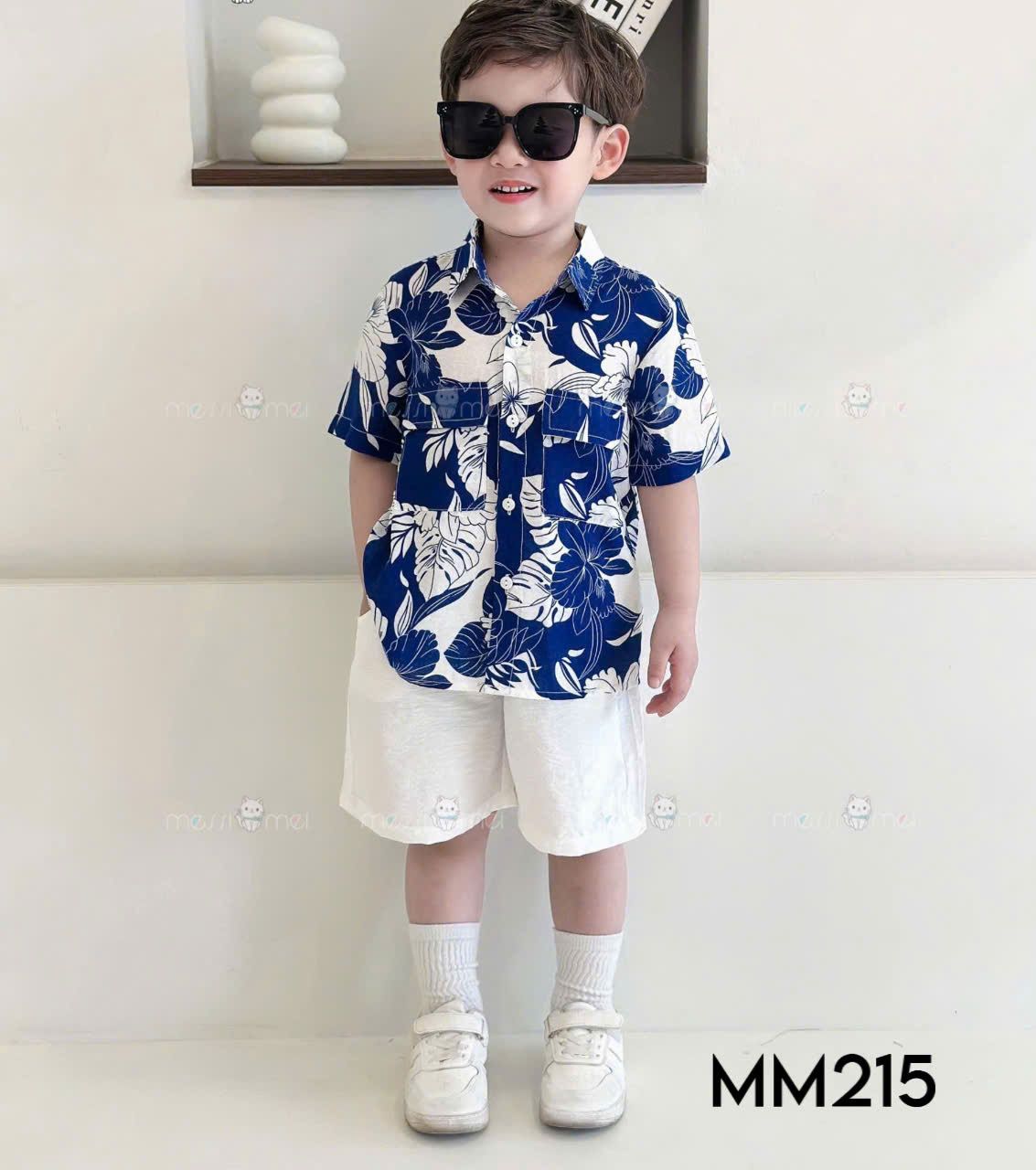 S40 _ Set bé trai mặc đi biển, du lịch áo sơ mi hoạ tiết lá cây phối quần ngắn _ Beekids