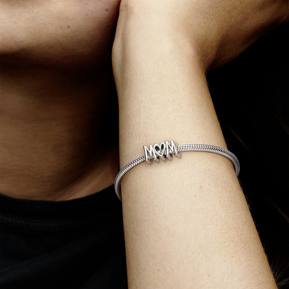 Charm bạc hình chữ Mum
