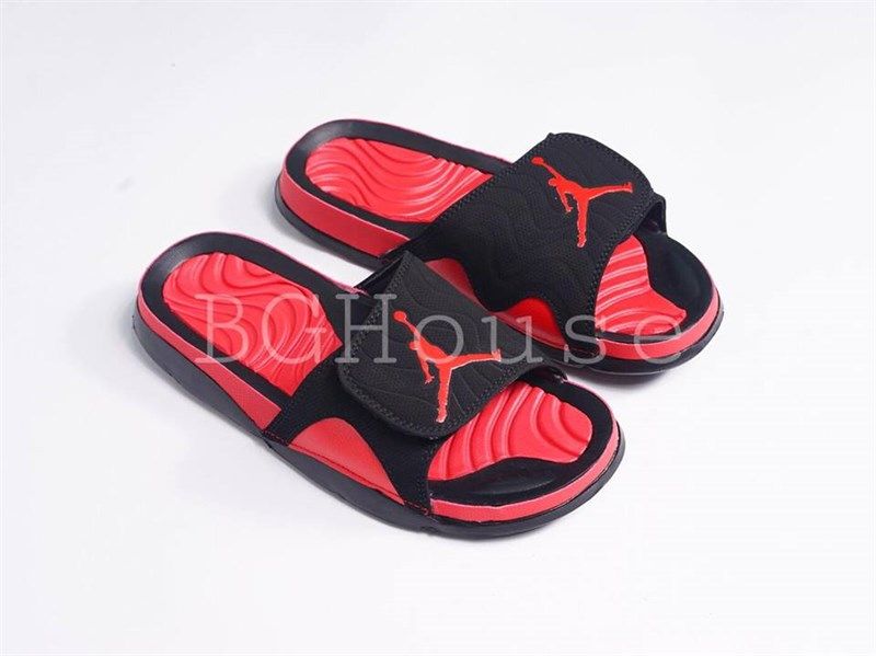 JORDAN 4 DÁN 2018