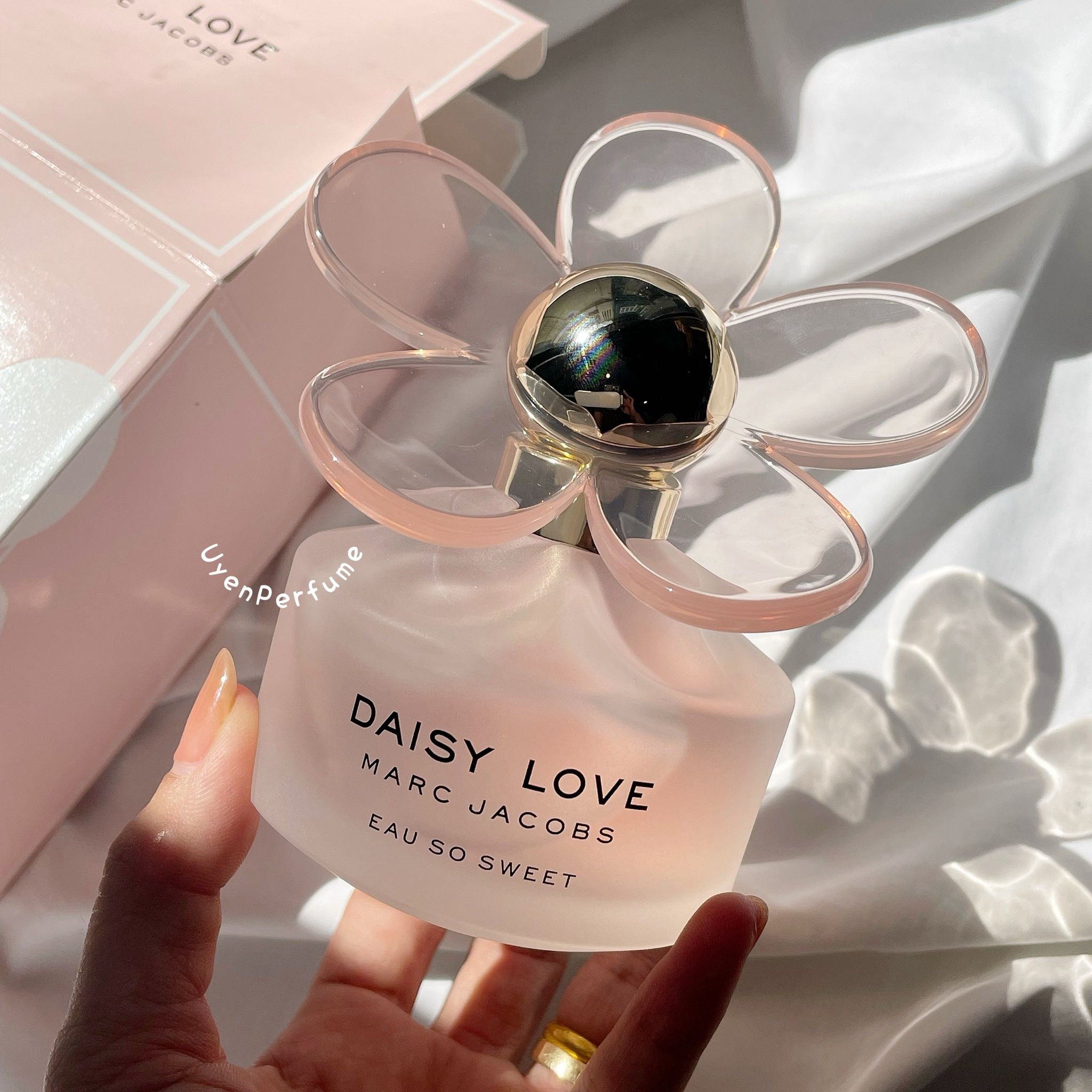  Daisy Love  Eau So Sweet 