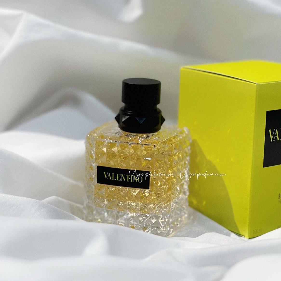Donna Yellow Dream