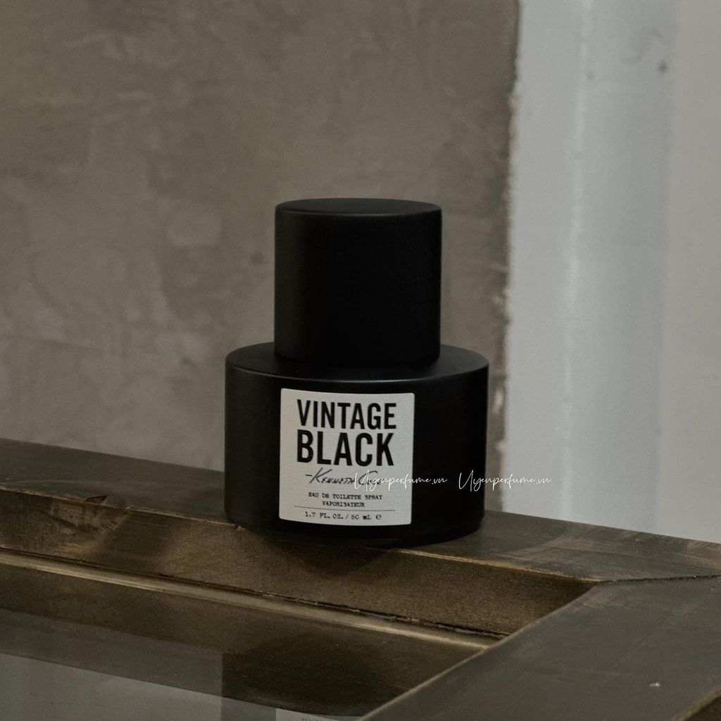 Kenneth Cole Vintage Black