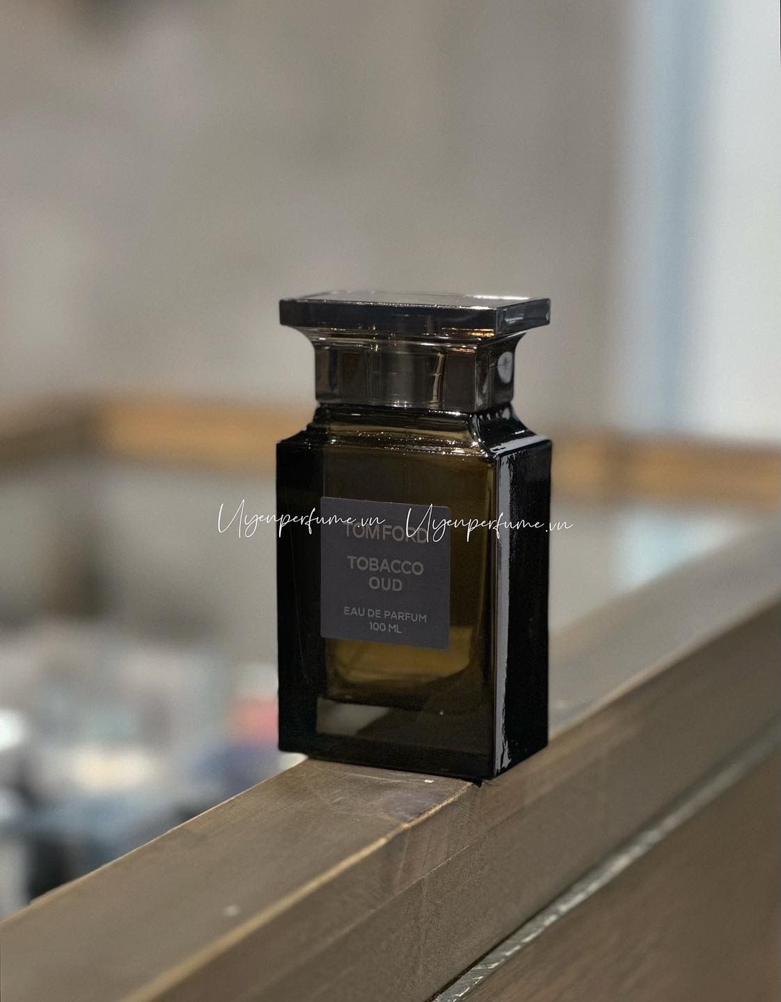 Tobacco Oud Men