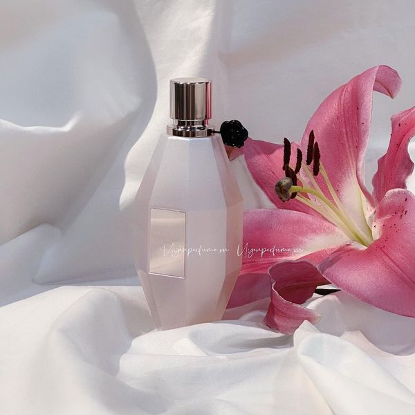  Viktor & Rolf Flowerbomb Dew 