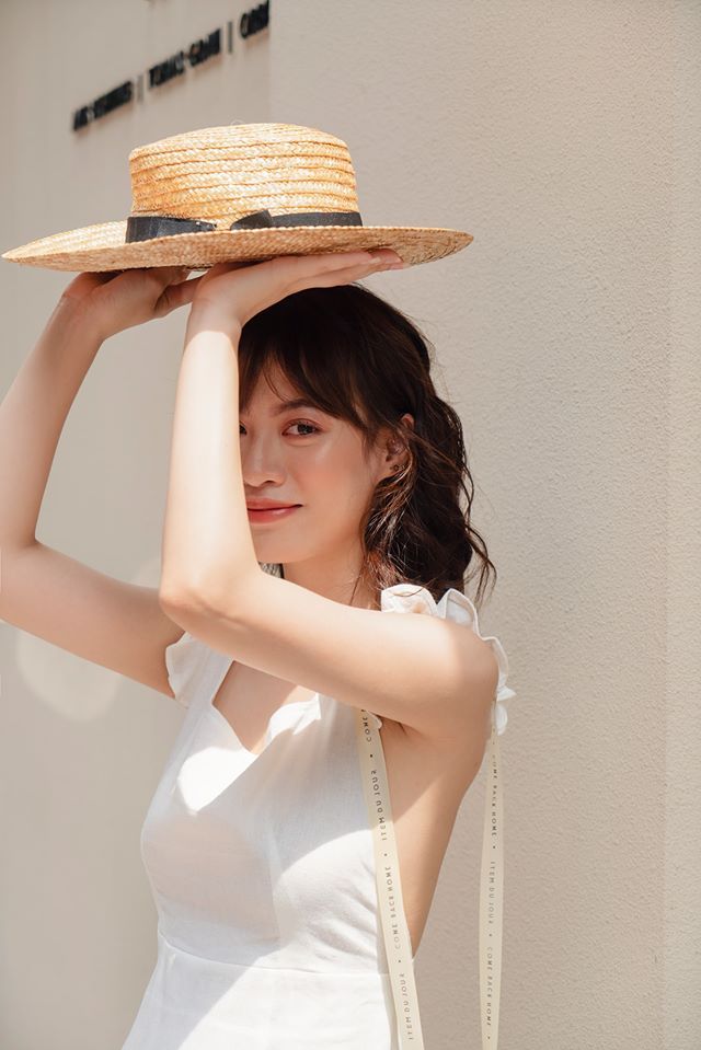 Yếm hai dây bèo