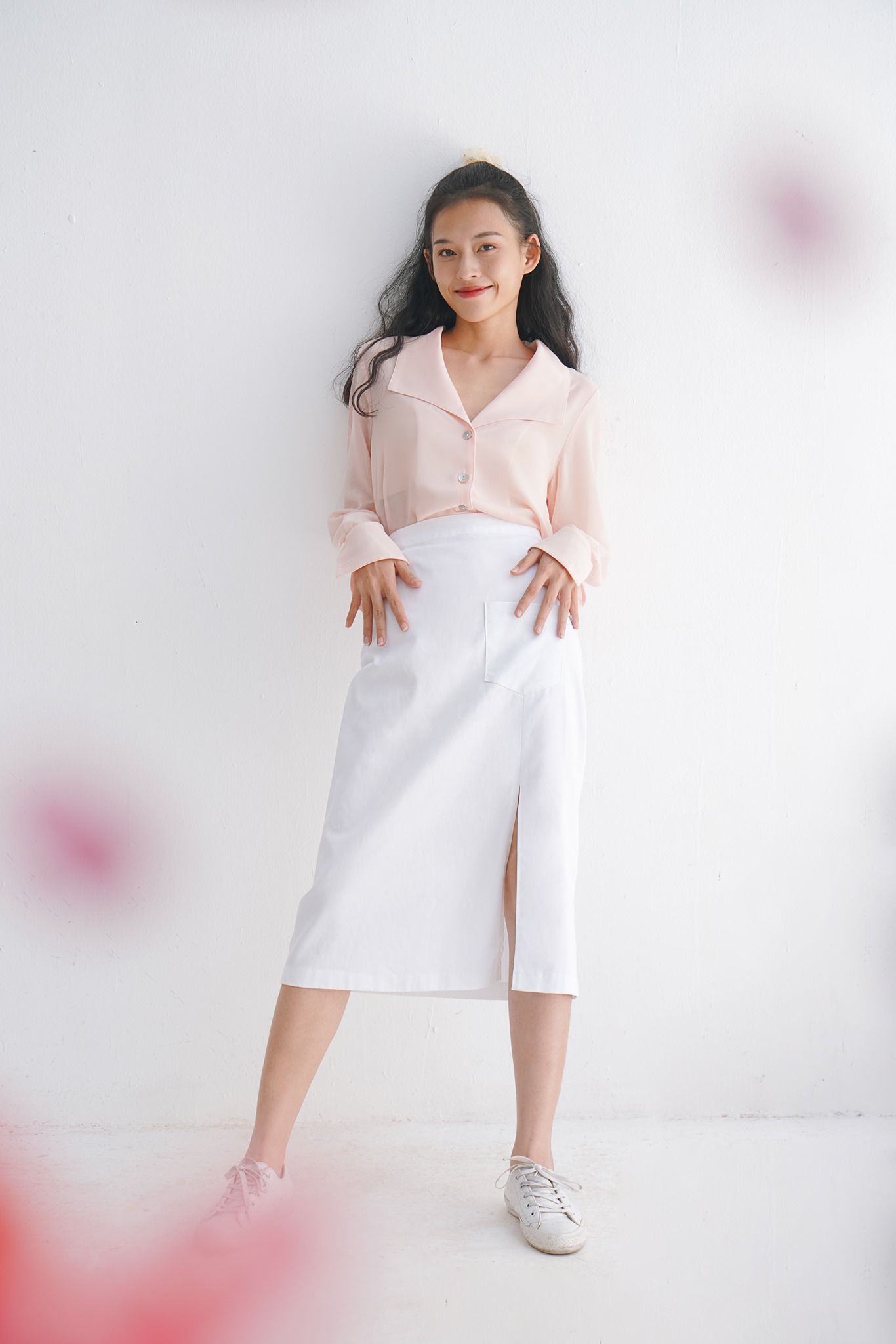 Chân váy một túi xẻ bên