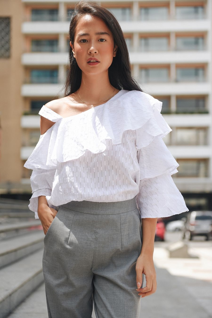 Áo bèo lệch vai