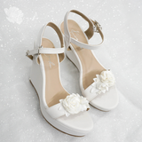  Giày cưới đế xuồng trắng đính hoa xếp tầng 11cm 