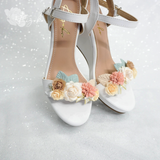  Giày cưới đế xuồng trắng đính hoa màu pastel 9cm 