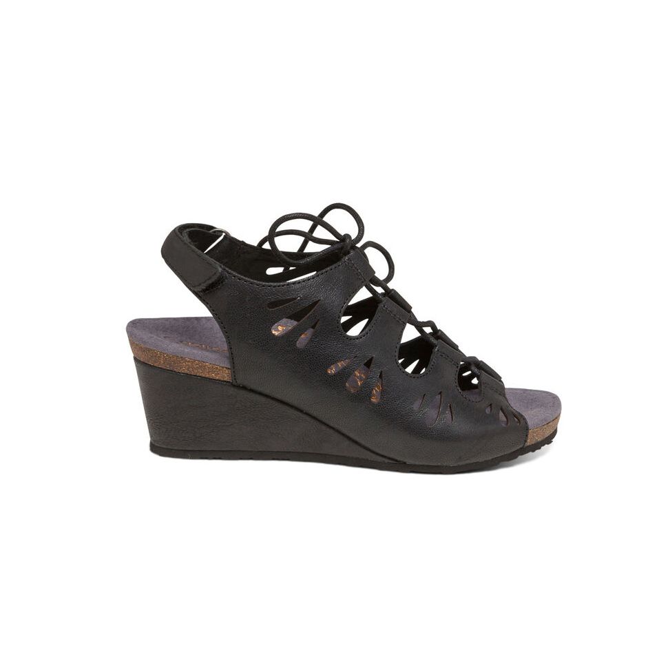 Sandal sức khỏe nữ Aetrex Giselle Wedge Black