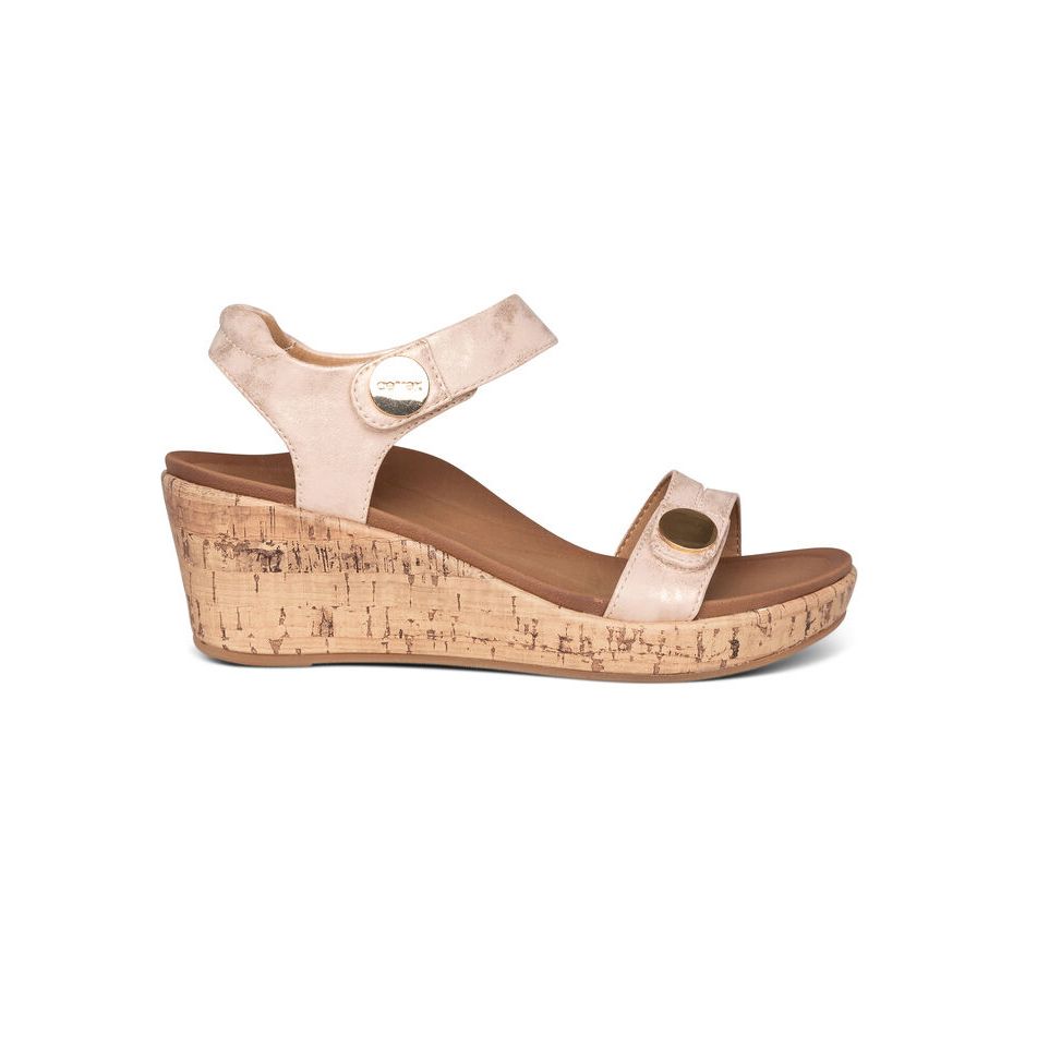 Sandal sức khỏe nữ Aetrex Livia Blush
